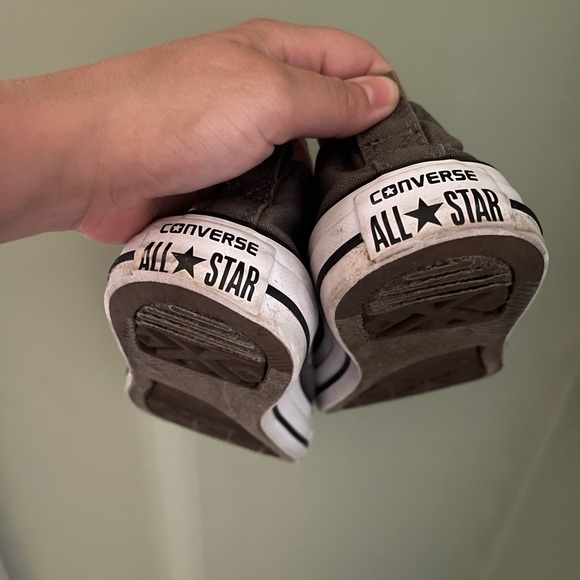 Converse size 8 - Picture 2 of 4